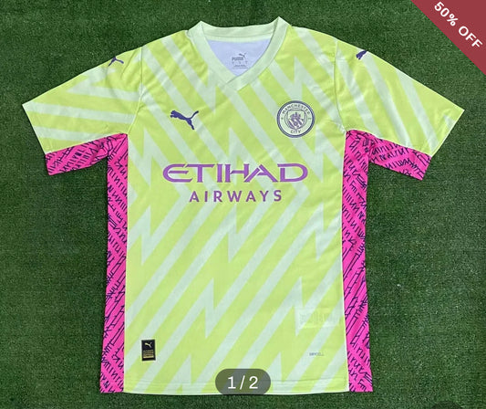 2023/2024 Manchester City Goalkeeper Fluorescent Green Football Shirt