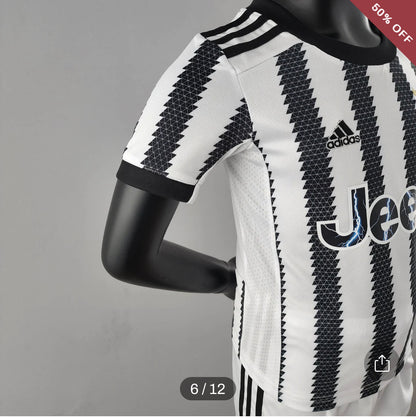 2022/2023 Juventus Home Soccer Jersey & Shorts