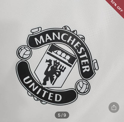 2021/2022 Manchester United Jersey Windbreaker White