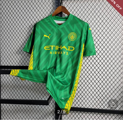 2023/2024 Manchester City Goalkeeper Green Football Shirt